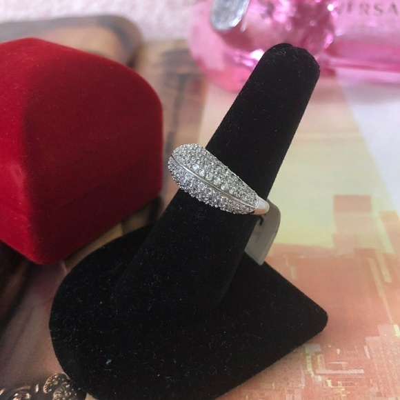 Genuine 925 Sterling Silver ring​ - Picture 2 of 4